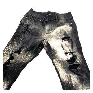 Women’s Black bleached high waisted jeans